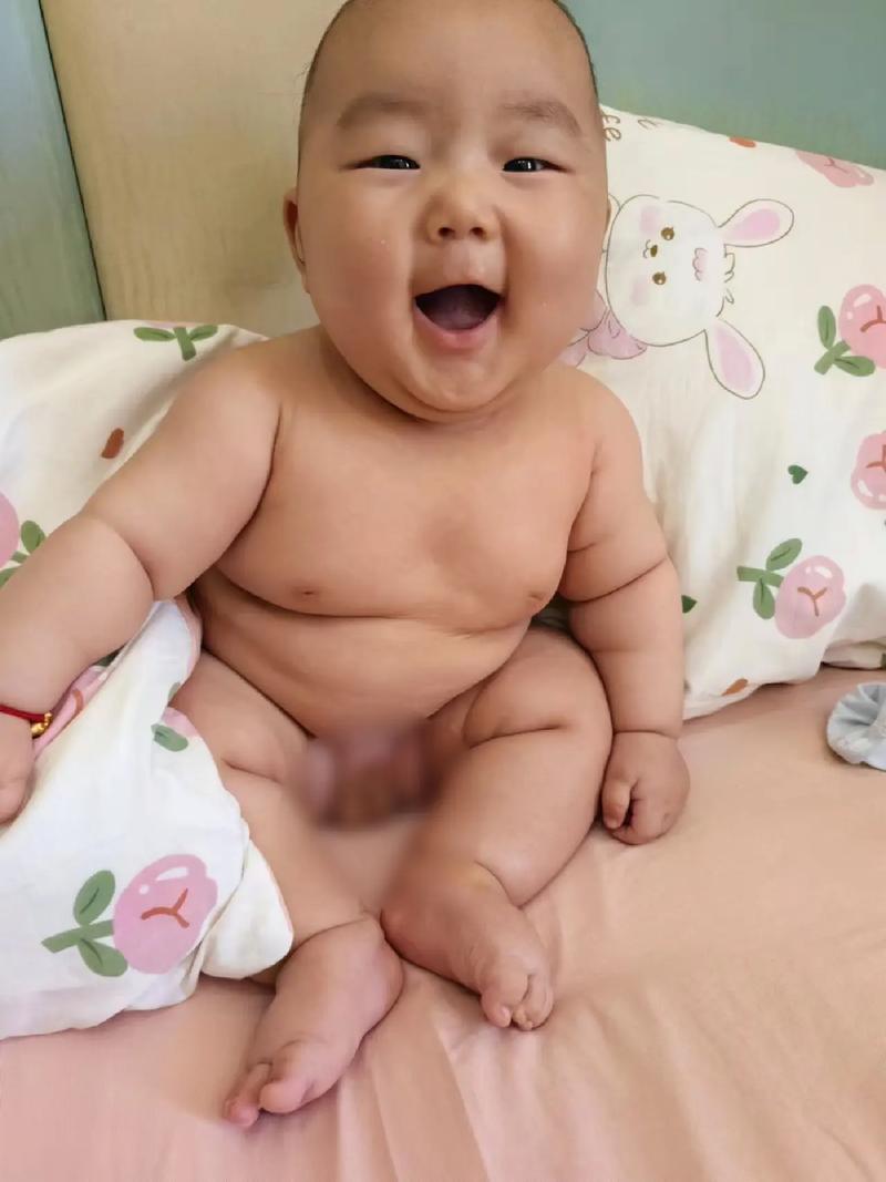  鲜胚男孩