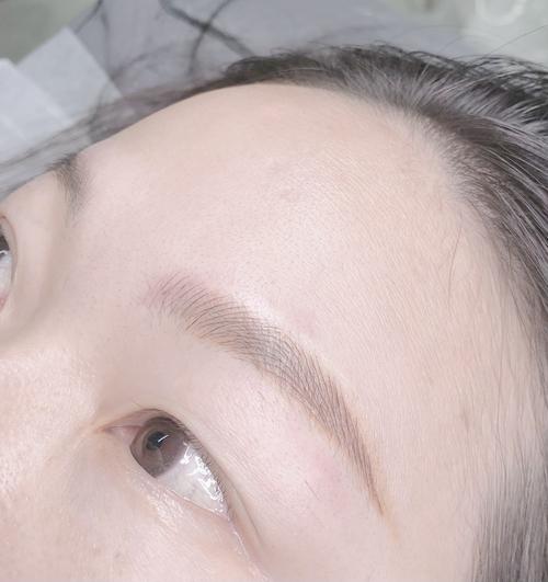 试管纹眉