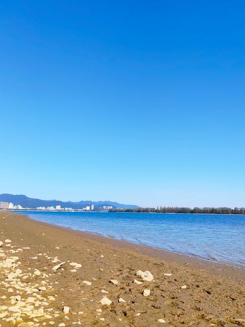 富阳