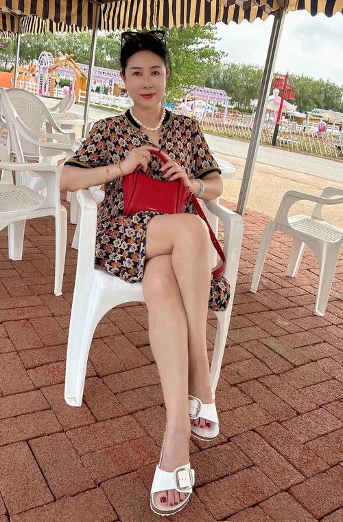 50岁女性